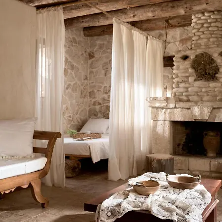 Vila Vafias - Tranquil Location, Ideal For Large Groups, By Zantewize *