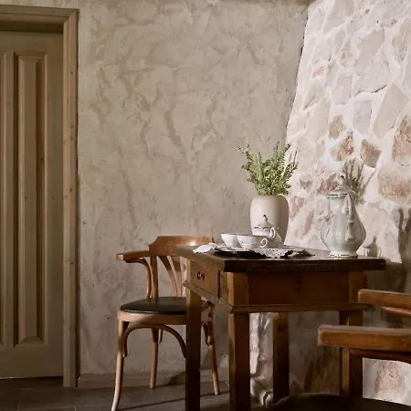 Vila Vafias - Tranquil Location, Ideal For Large Groups, By Zantewize *